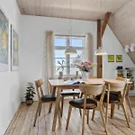 Semesterbostad Cozy In *
